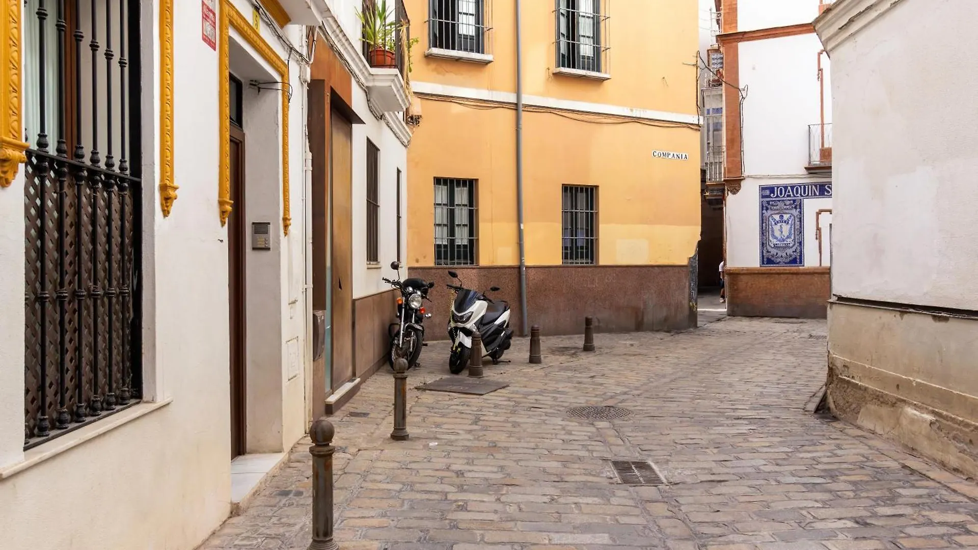 Alohamundi Compania Apartment Seville 0*,