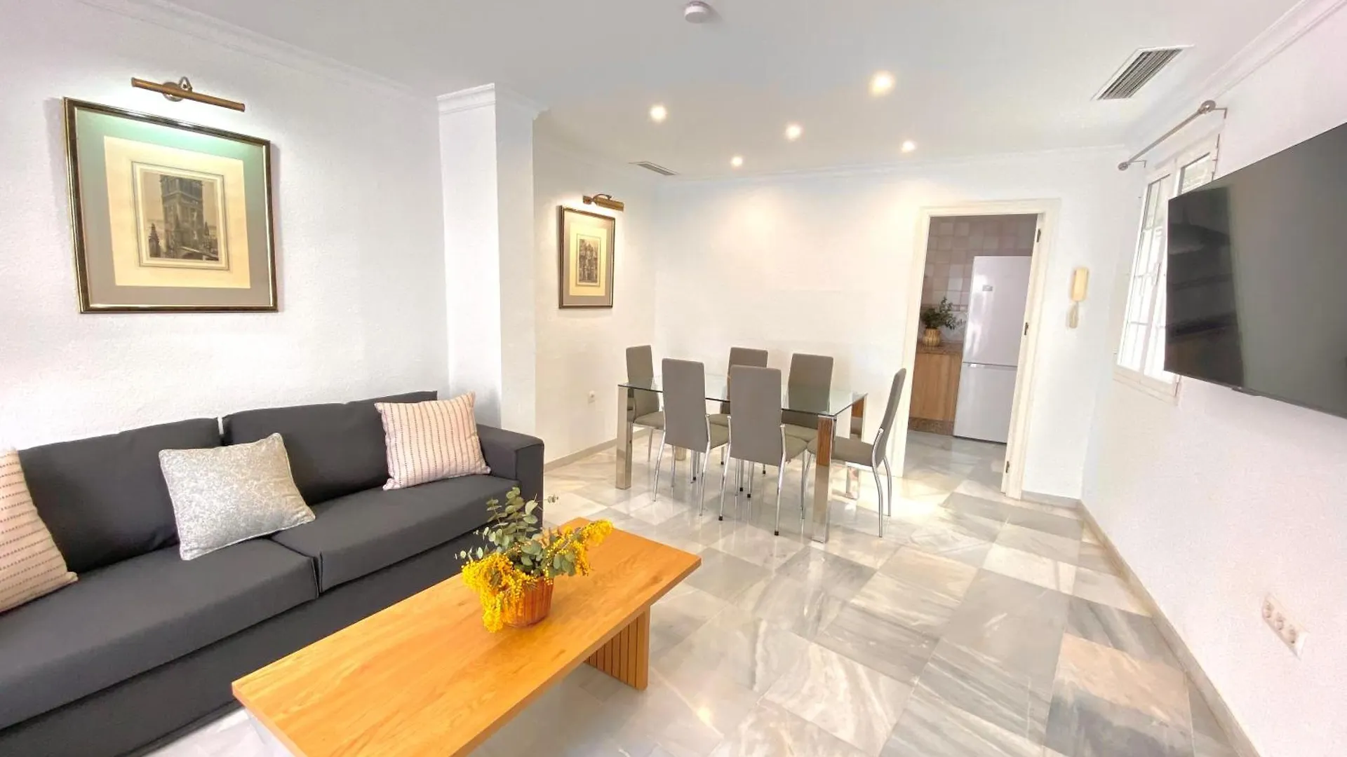 Alohamundi Compania Apartment Seville